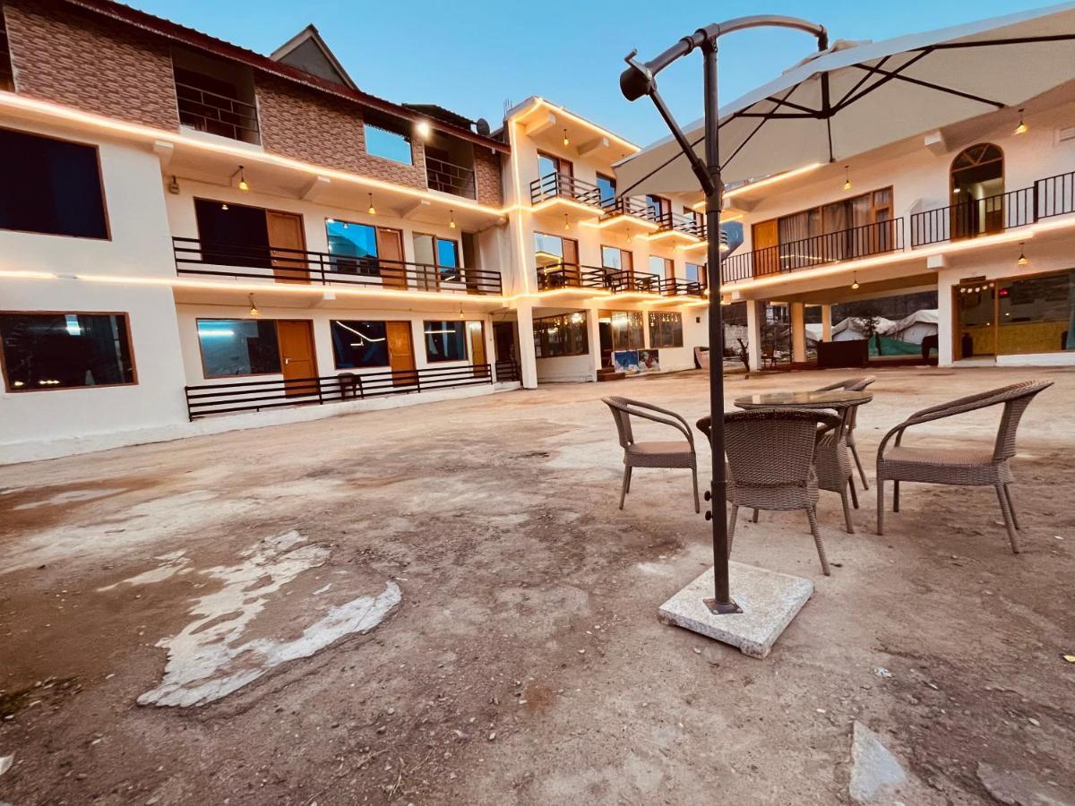 Hotel Himalayan Riverpark - A Four Star Luxury Hotel, Manali (Himachal Pradesh)